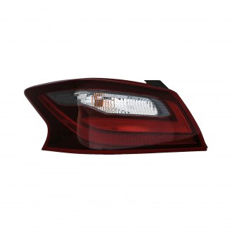 NISSAN ALTIMA 2018 TAIL LAMP LH SR MODEL W/DARK RED BEZEL NI2804111U